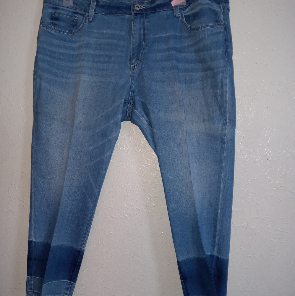 Cropped Two Tone Jeans
